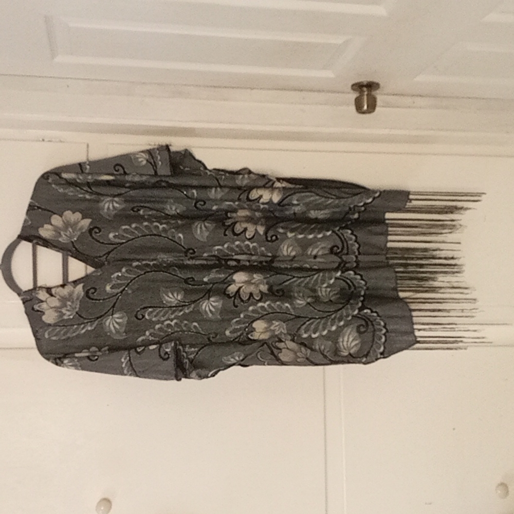 Komono green and gray floral puncho scarf